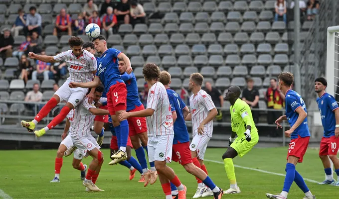 0:2 im Eröffnungsspiel der Regionalliga West