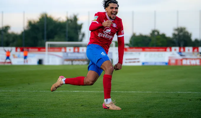 3:0-Sieg bei der SSVg Velbert