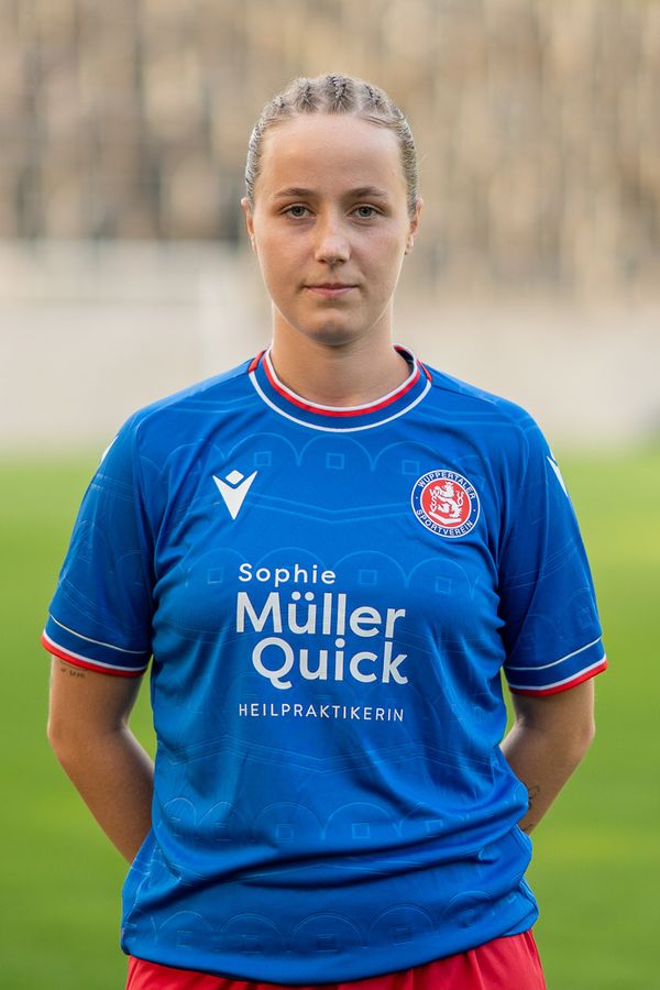Nele Lehnert