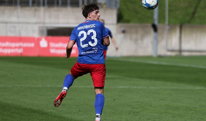 Alessio Arambasic im Gespräch bei „Rot-Blau Inside“