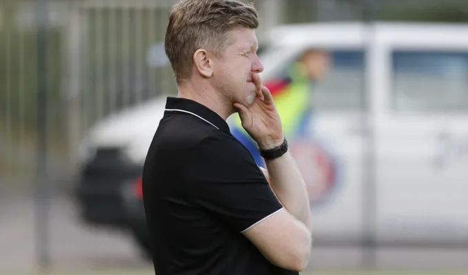 Marc Bach im Gespräch bei „Rot-Blau Inside“