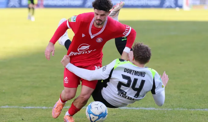 Wuppertaler SV vs. Borussia Dortmund Meisterschaft