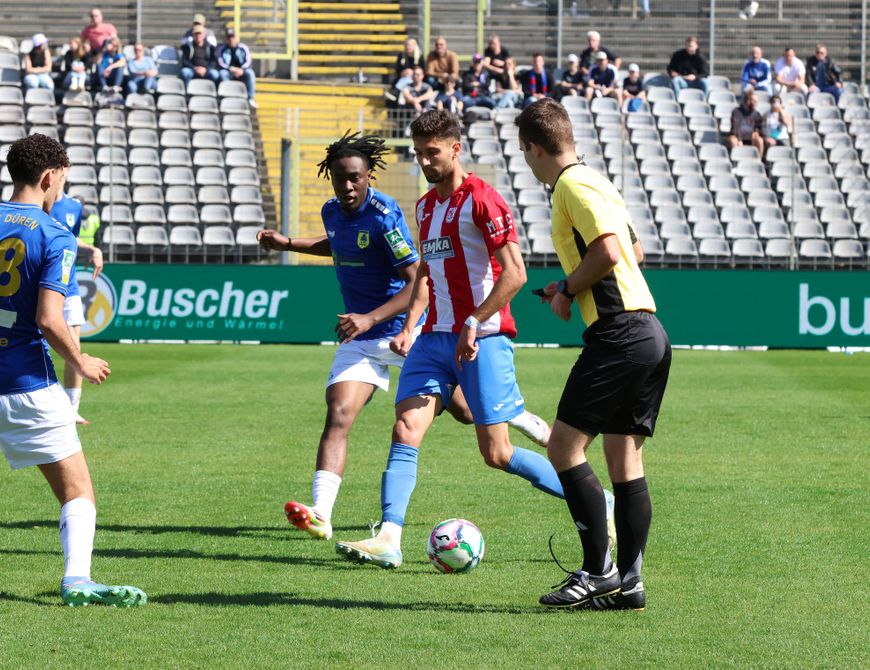 4:1 Heimsieg gegen den 1. FC Düren