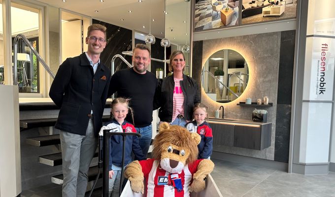 Familie Nobik verlängert Sponsoring beim Wuppertaler SV
